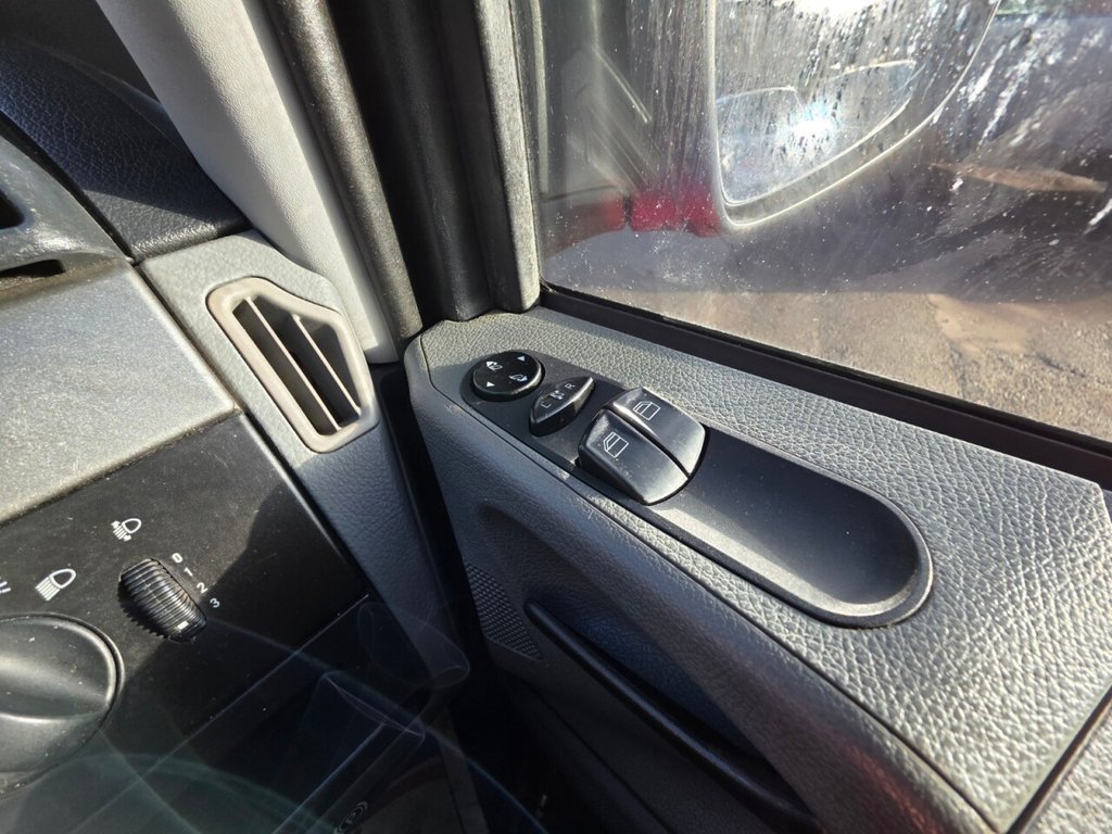 Used Mercedes-Benz Vito 2009 for sale - 77557679: Photo 21