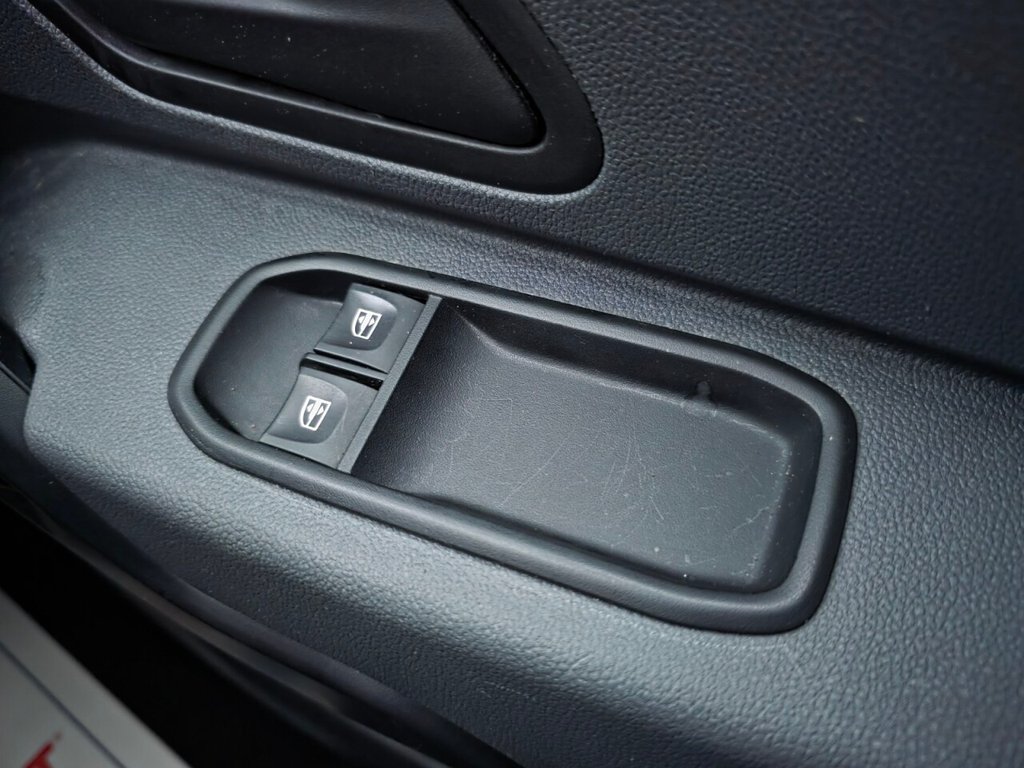 Used Dacia Duster 2021 for sale - 77110459: Photo 25