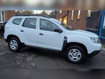 Used Dacia Duster 2021 for sale - 77110459: Photo