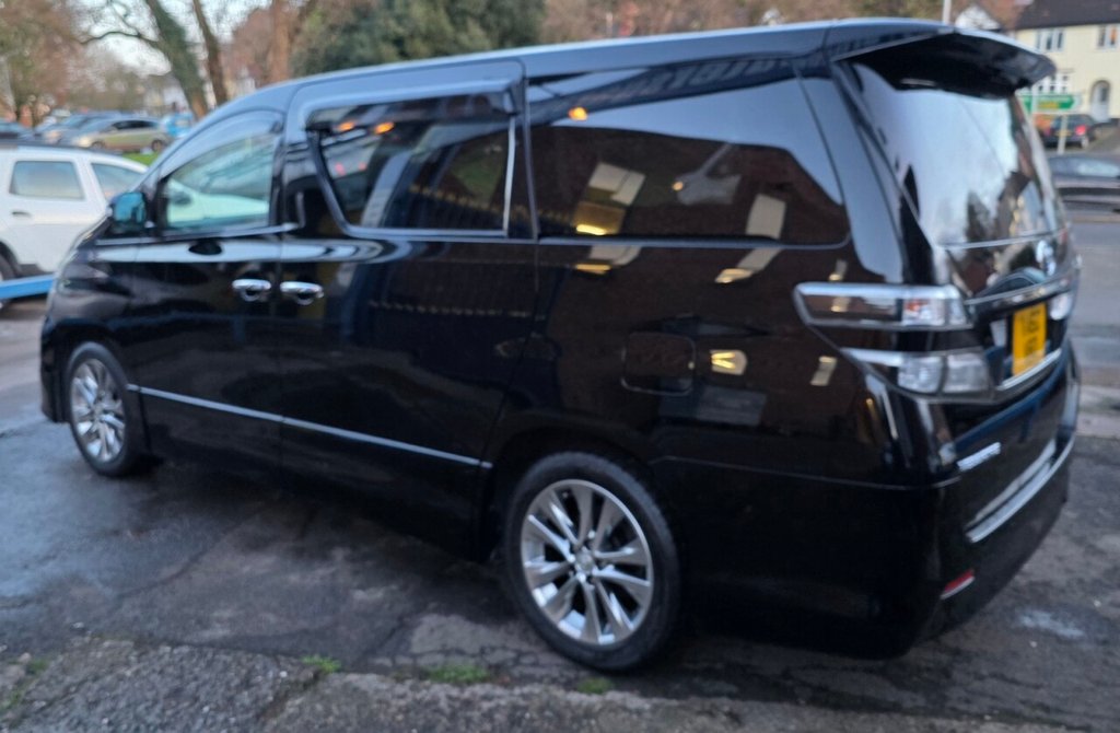 Used Toyota Vellfire 2024 for sale - 77139636: Photo 13