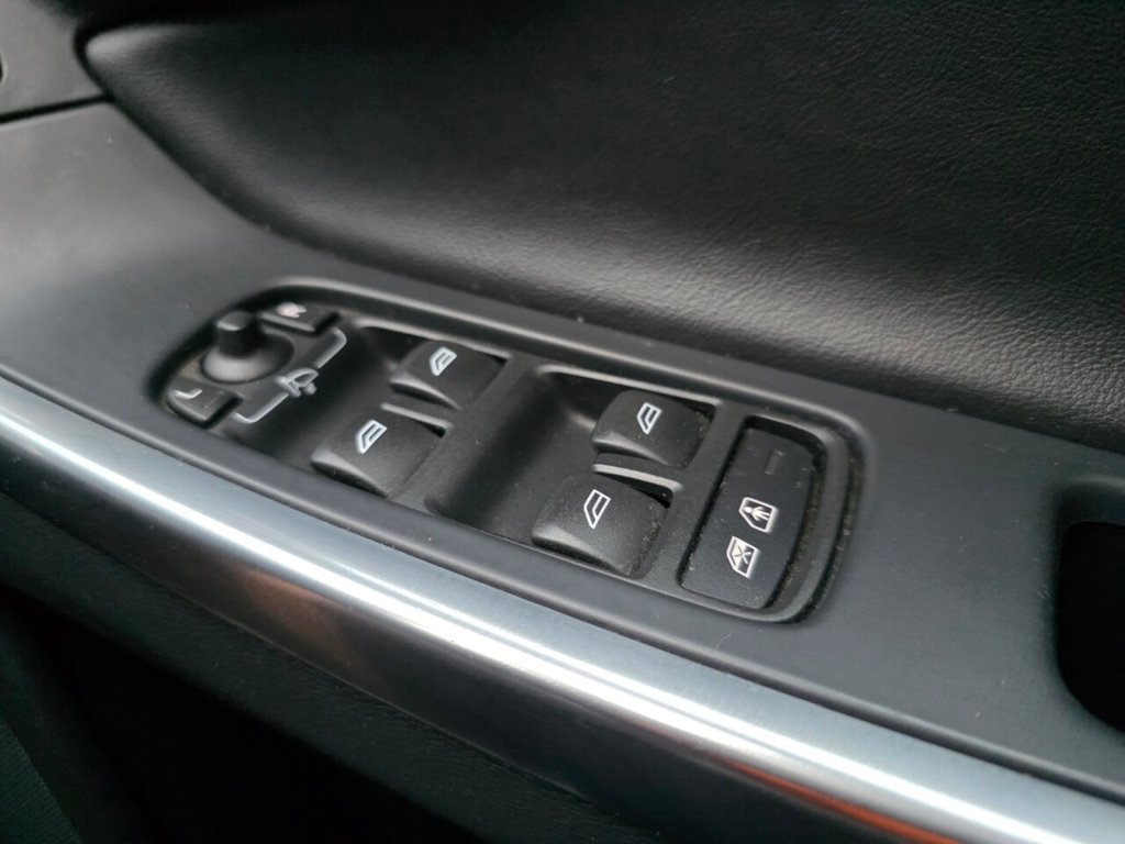 Used Volvo XC60 2014 for sale - 76768232: Photo 27