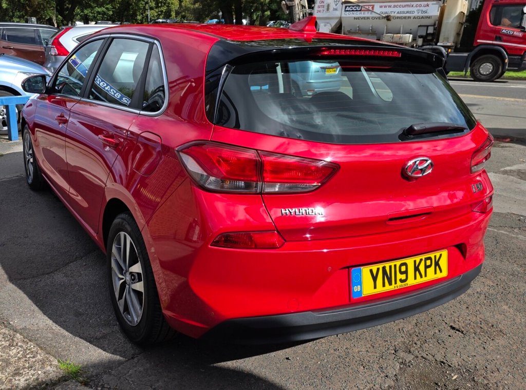 Used Hyundai i30 2019 for sale - 76767982: Photo 12