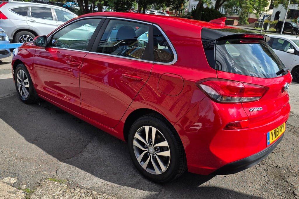 Used Hyundai i30 2019 for sale - 76767982: Photo 13