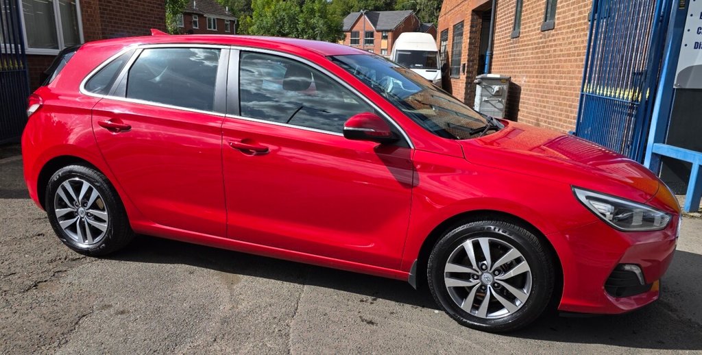Used Hyundai i30 2019 for sale - 76767982: Photo 4