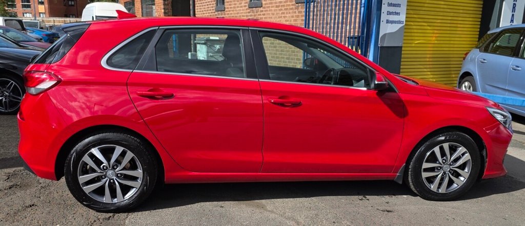 Used Hyundai i30 2019 for sale - 76767982: Photo 6