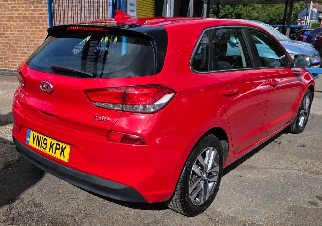Used Hyundai i30 2019 for sale - 76767982: Photo 9