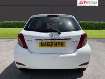 Used Toyota Yaris 2012 for sale - 75327531: Photo