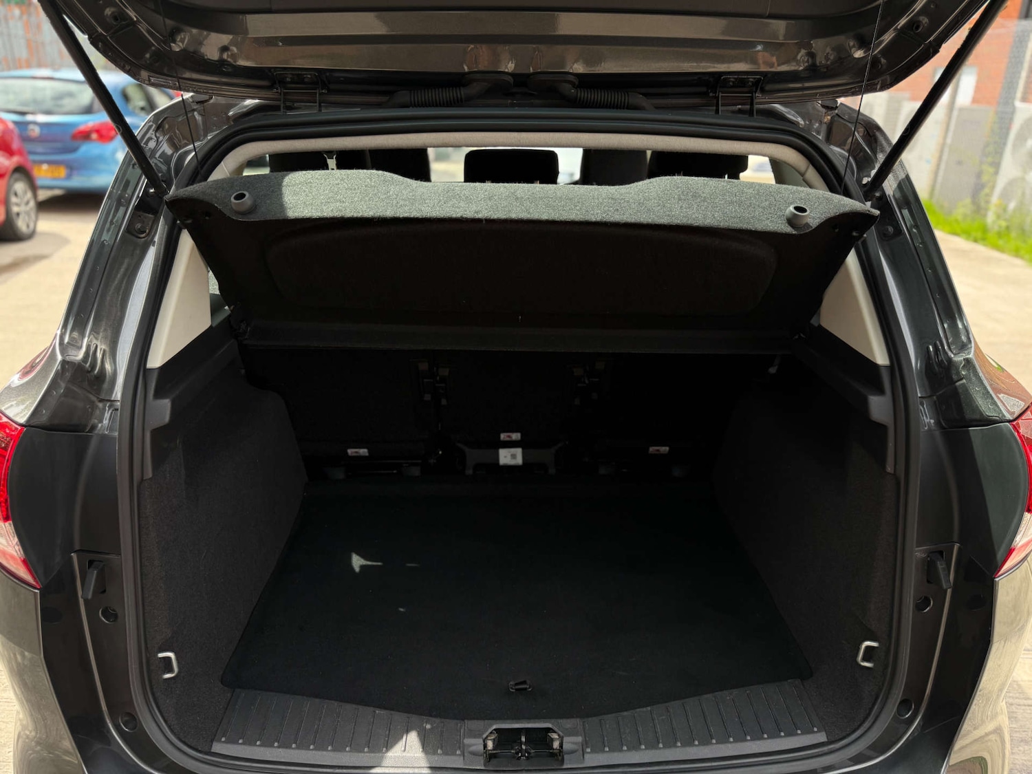 Vehicle 42