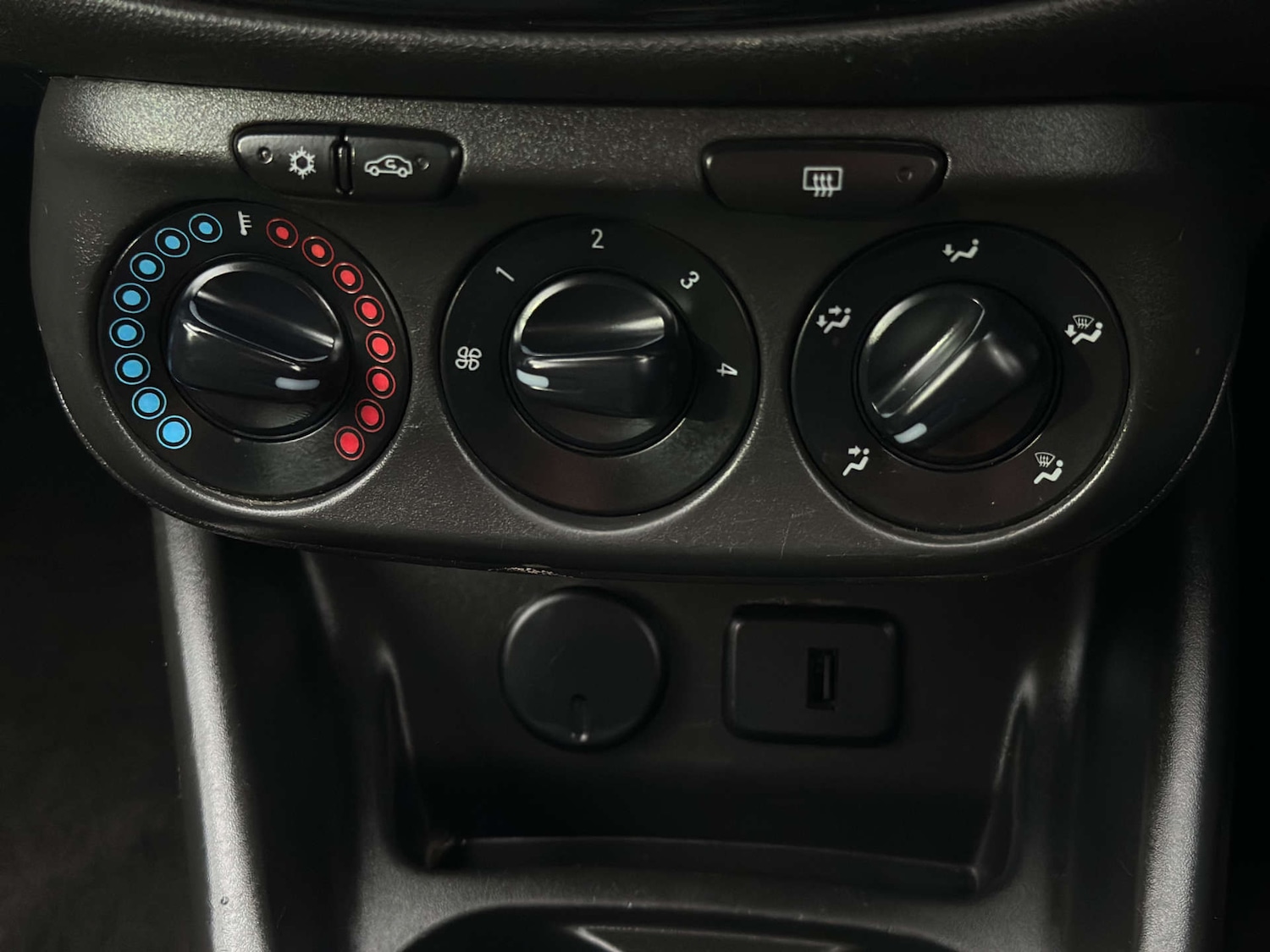 Used Vauxhall Corsa 2019 for sale - 77603965: Photo 27