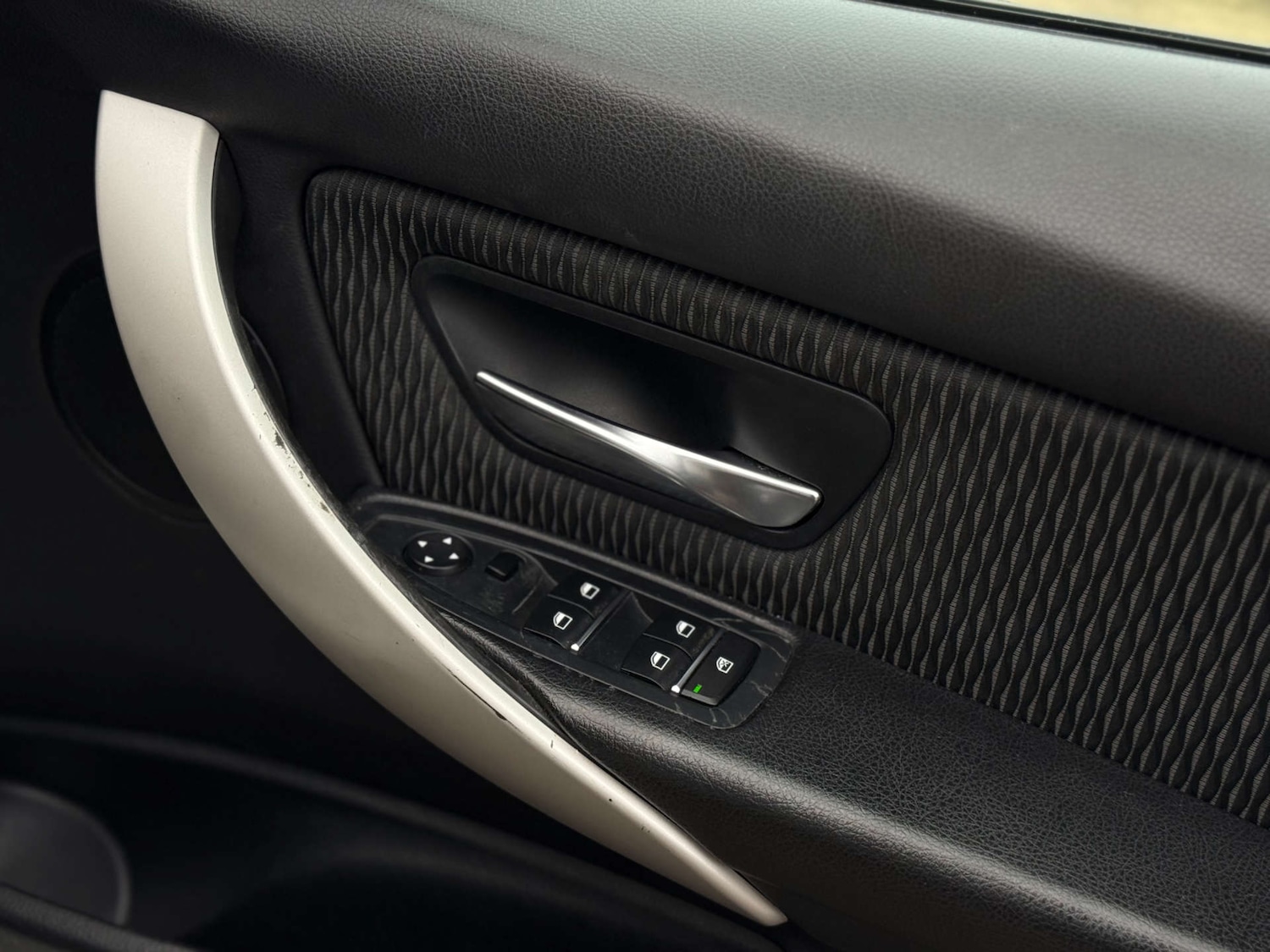 Used BMW 3 Series 2018 for sale - 76589724: Photo 18