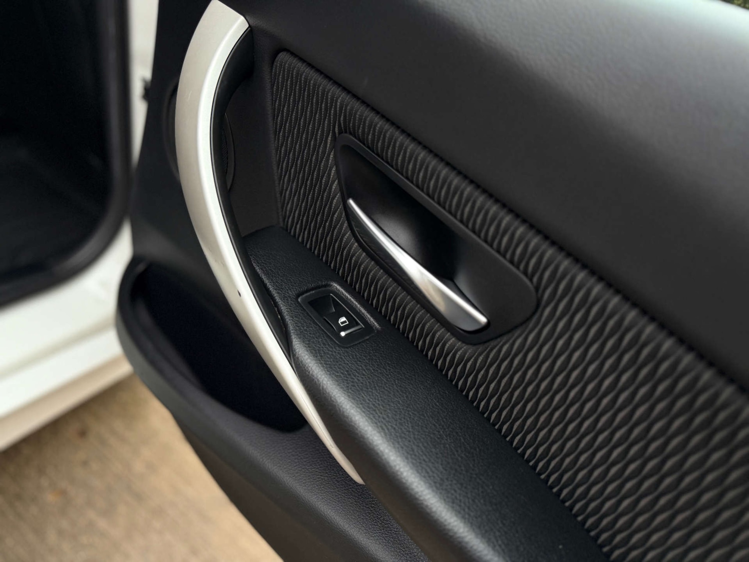 Used BMW 3 Series 2018 for sale - 76589724: Photo 37