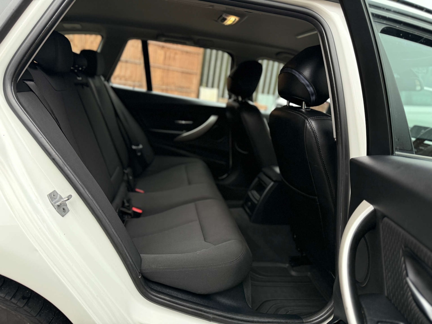 Used BMW 3 Series 2018 for sale - 76589724: Photo 38