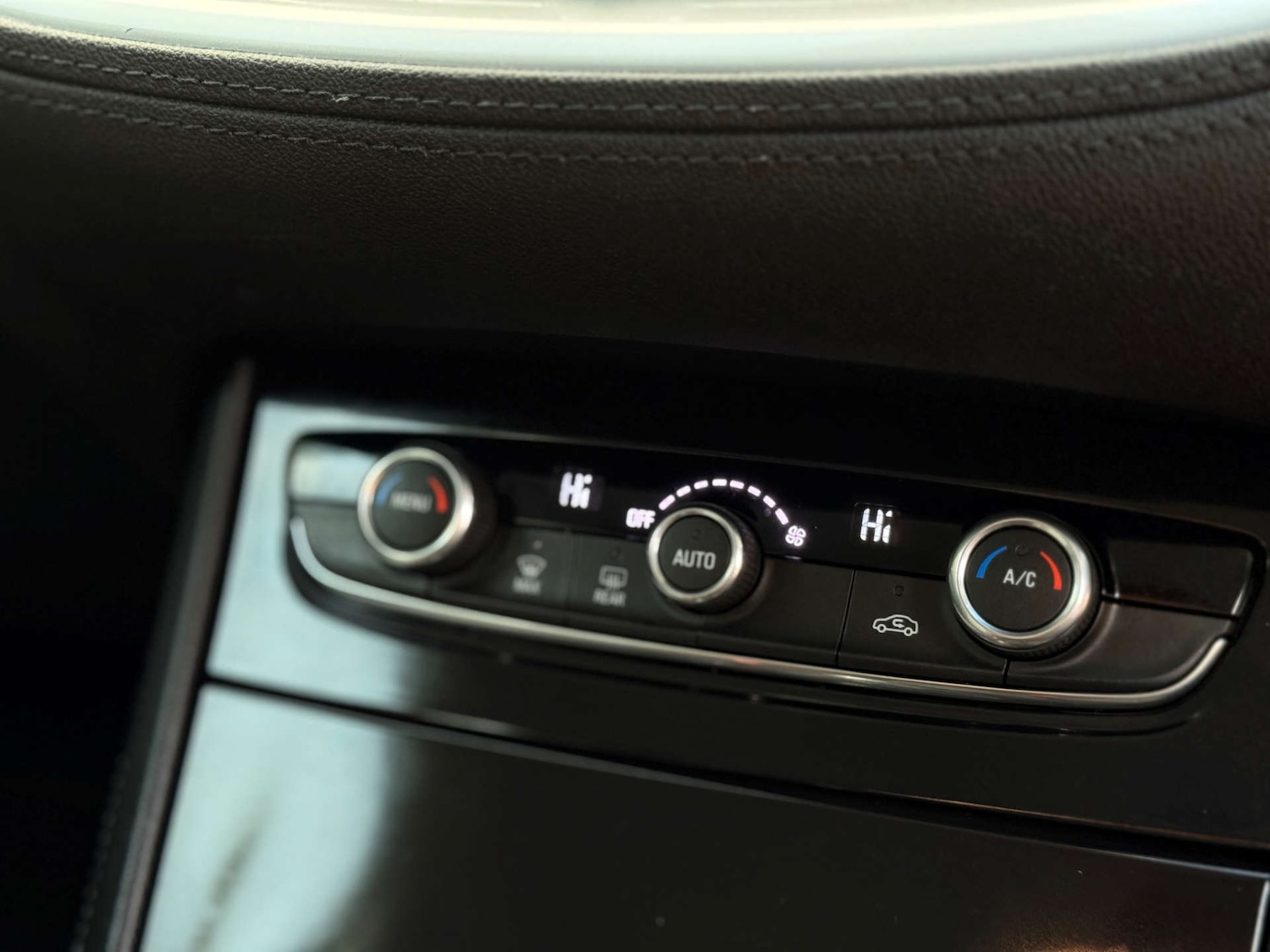 Used Vauxhall Grandland X 2018 for sale - 76159797: Photo 34