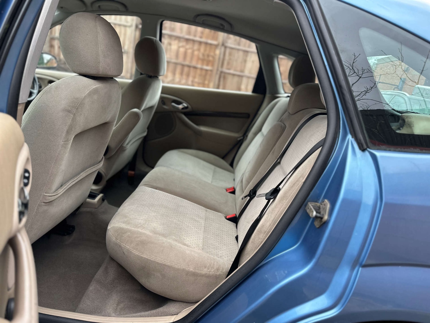 Used Ford Focus 2002 for sale - 76933029: Photo 30