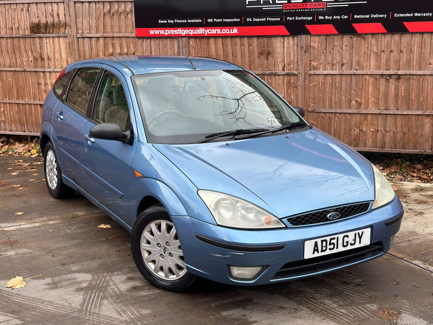 Used Ford Focus 2002 for sale - 76933029: Photo 4