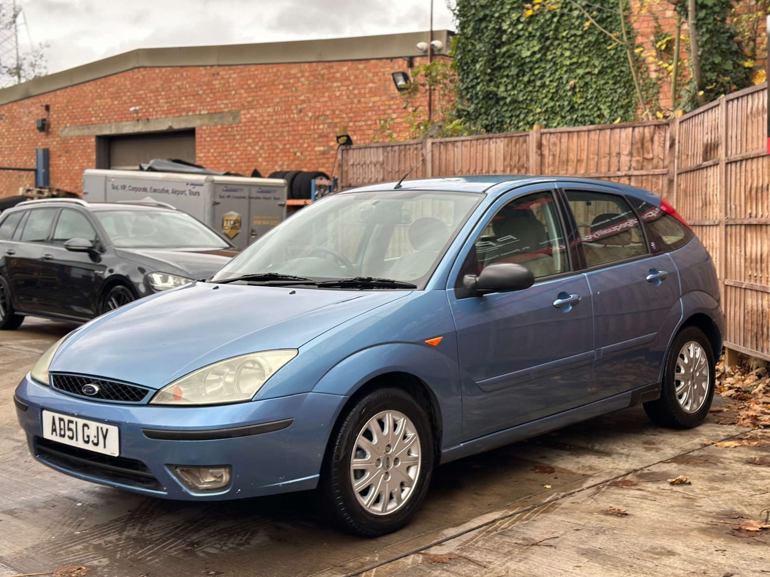 Used Ford Focus 2002 for sale - 76933029: Photo 8