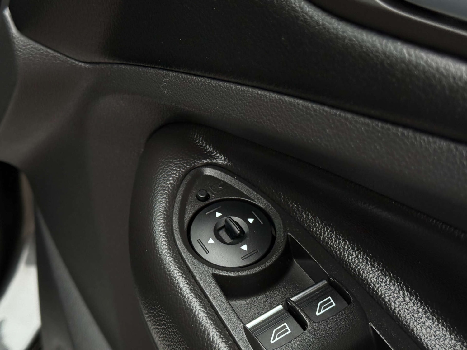 Used Ford Kuga 2017 for sale - 77594811: Photo 23