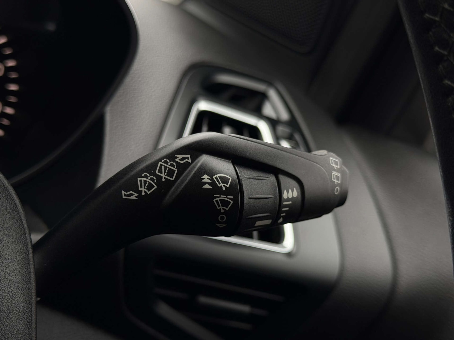 Used Ford Kuga 2017 for sale - 77594811: Photo 30