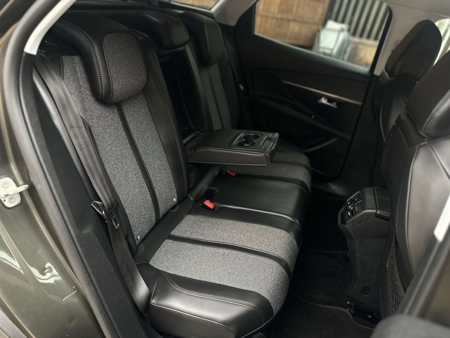 Used Peugeot 3008 2018 for sale - 77383406: Photo 32