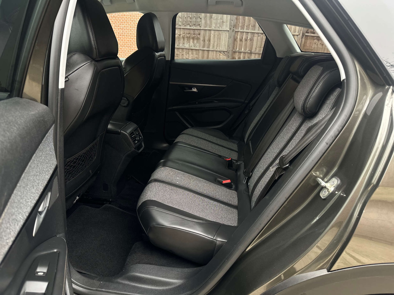 Used Peugeot 3008 2018 for sale - 77383406: Photo 33