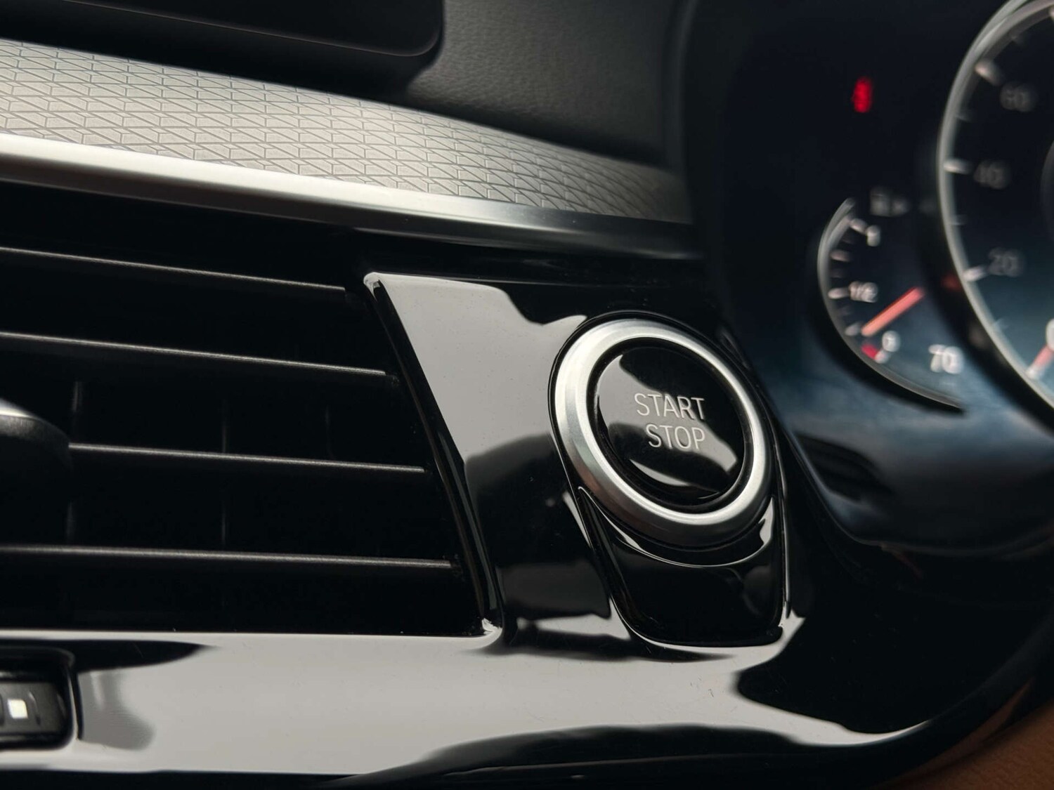 Used BMW 5 Series 2018 for sale - 77688287: Photo 48