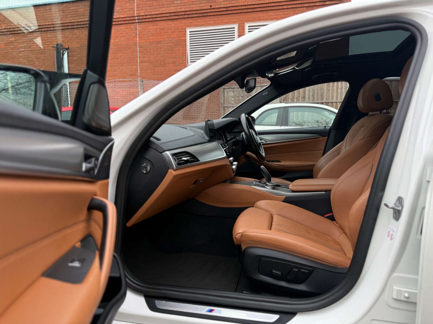 Used BMW 5 Series 2018 for sale - 77688287: Photo 65