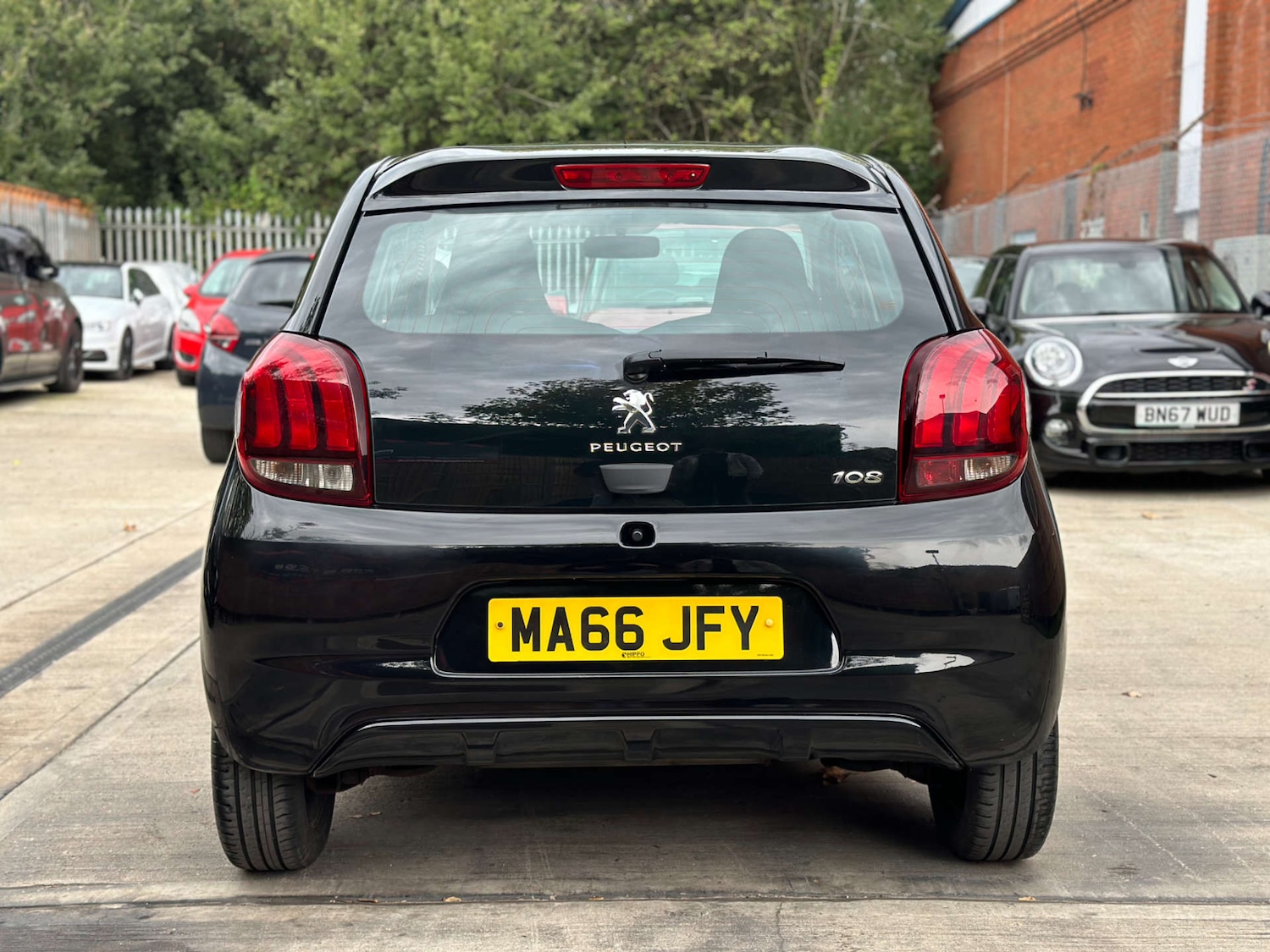 Used Peugeot 108 2016 for sale - 75936130: Photo 18