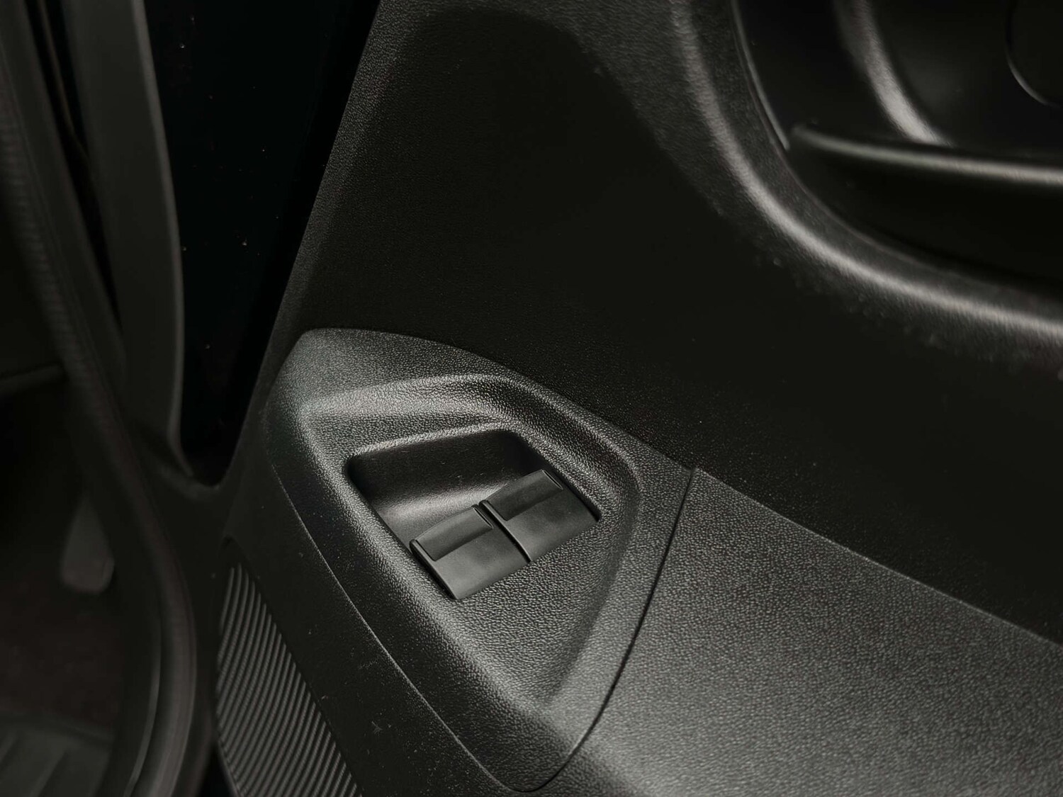 Used Peugeot 108 2016 for sale - 75936130: Photo 21