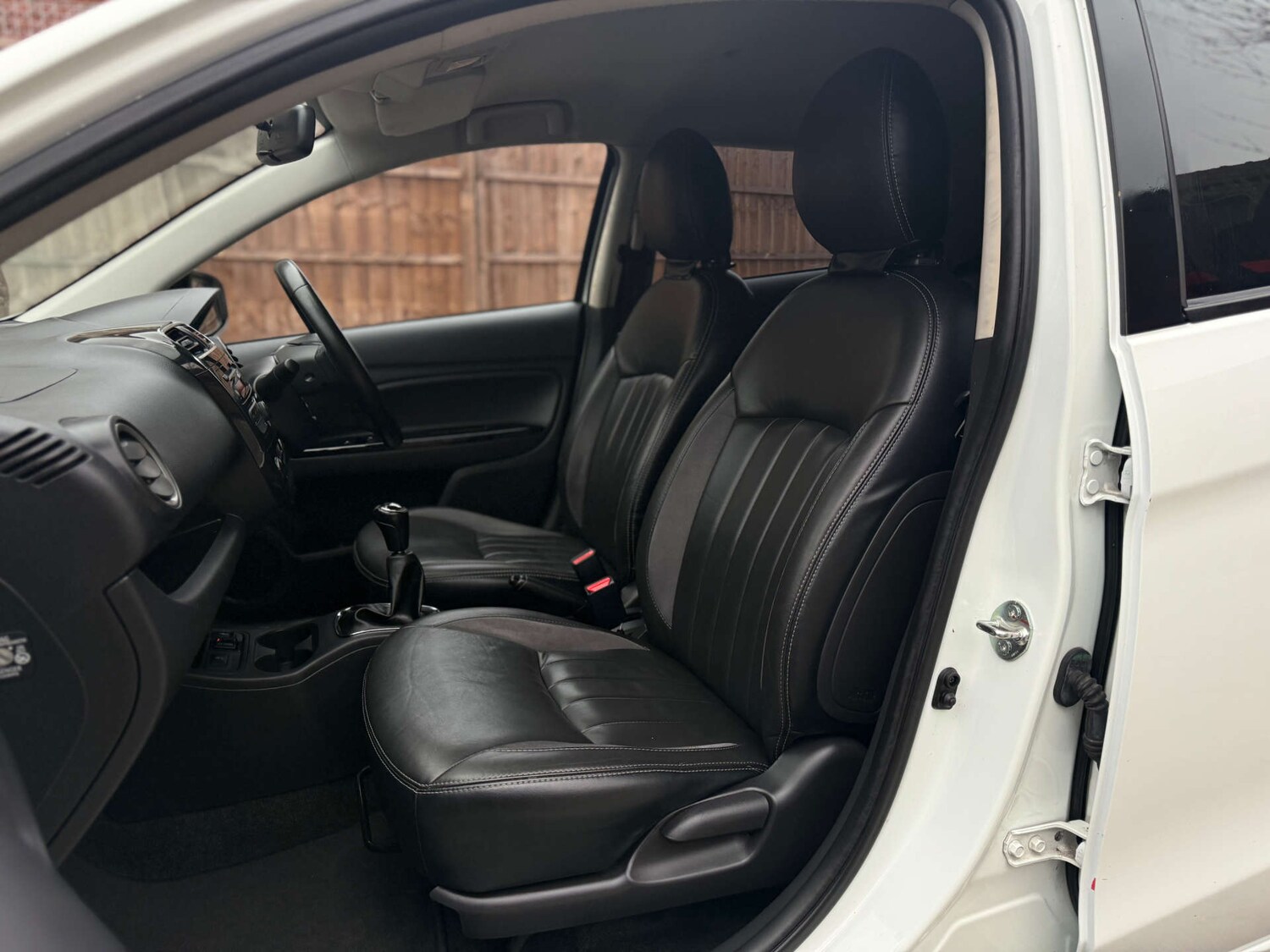 Used Mitsubishi Mirage 2018 for sale - 76830031: Photo 34