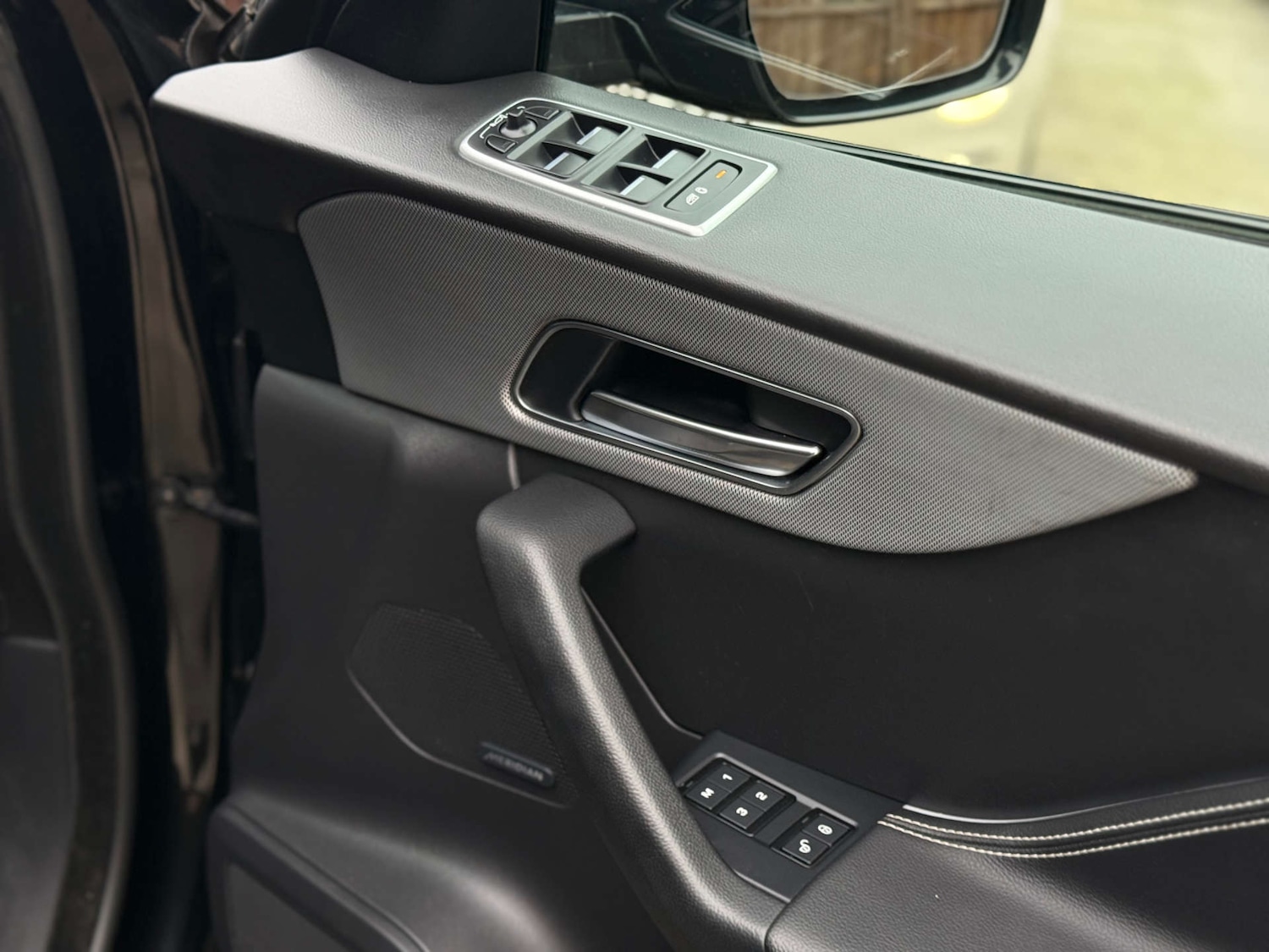 Used Jaguar F-Pace 2018 for sale - 76601891: Photo 16