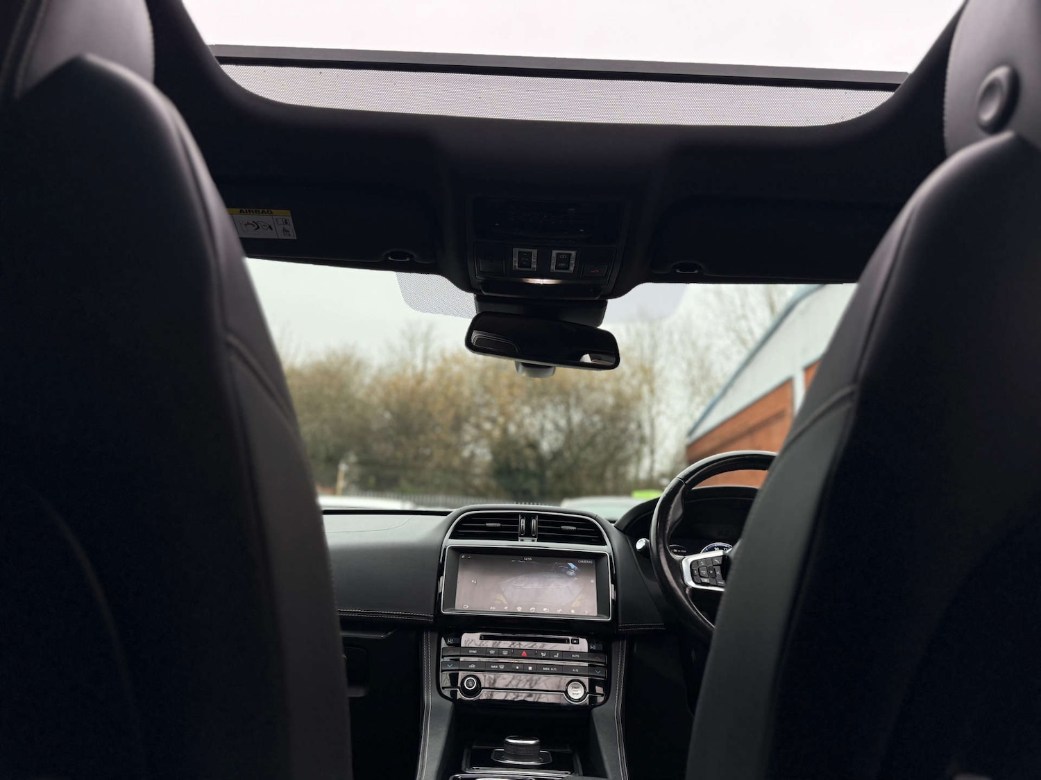 Used Jaguar F-Pace 2018 for sale - 76601891: Photo 44