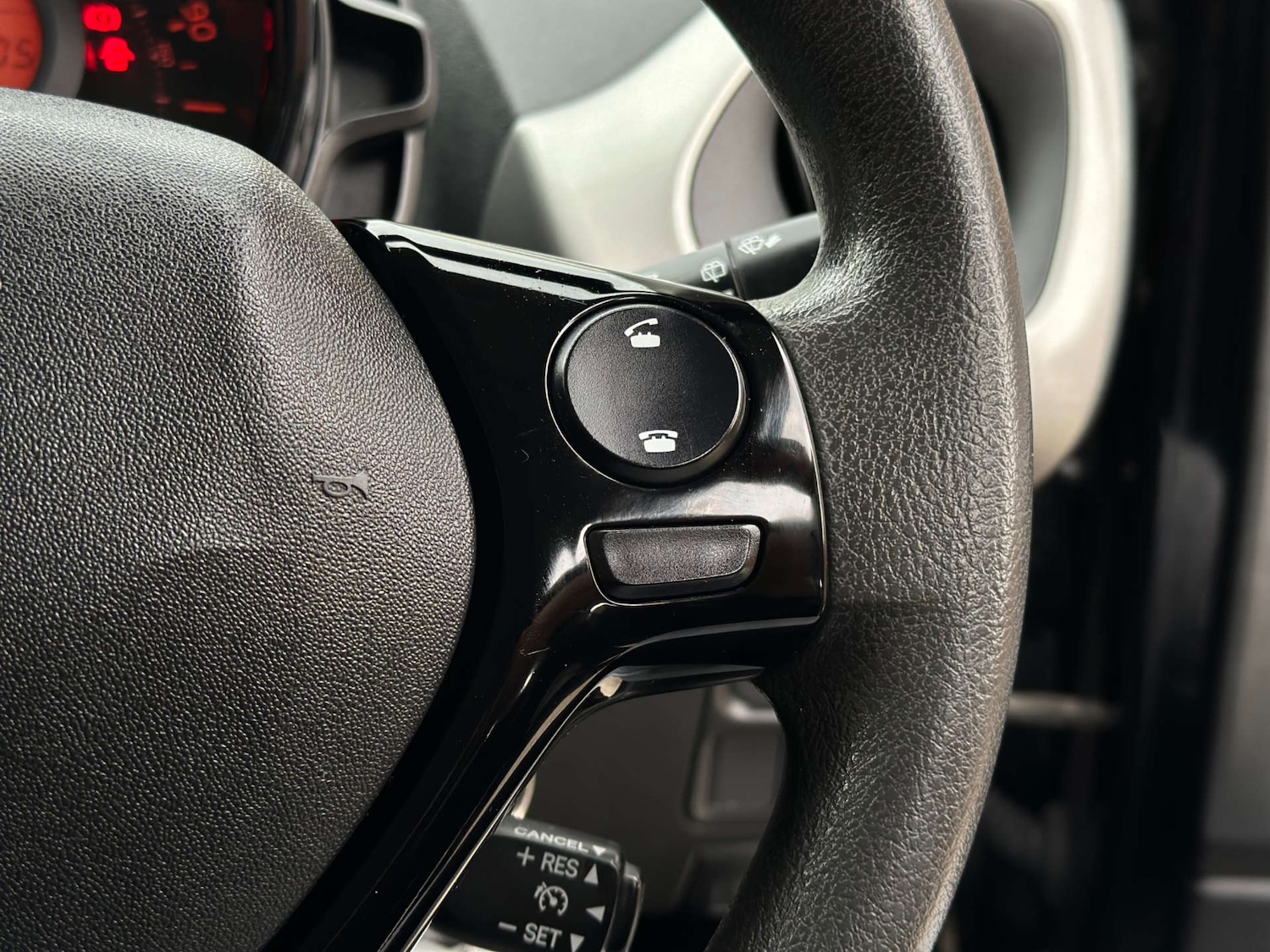 Used Peugeot 108 2016 for sale - 76602012: Photo 22