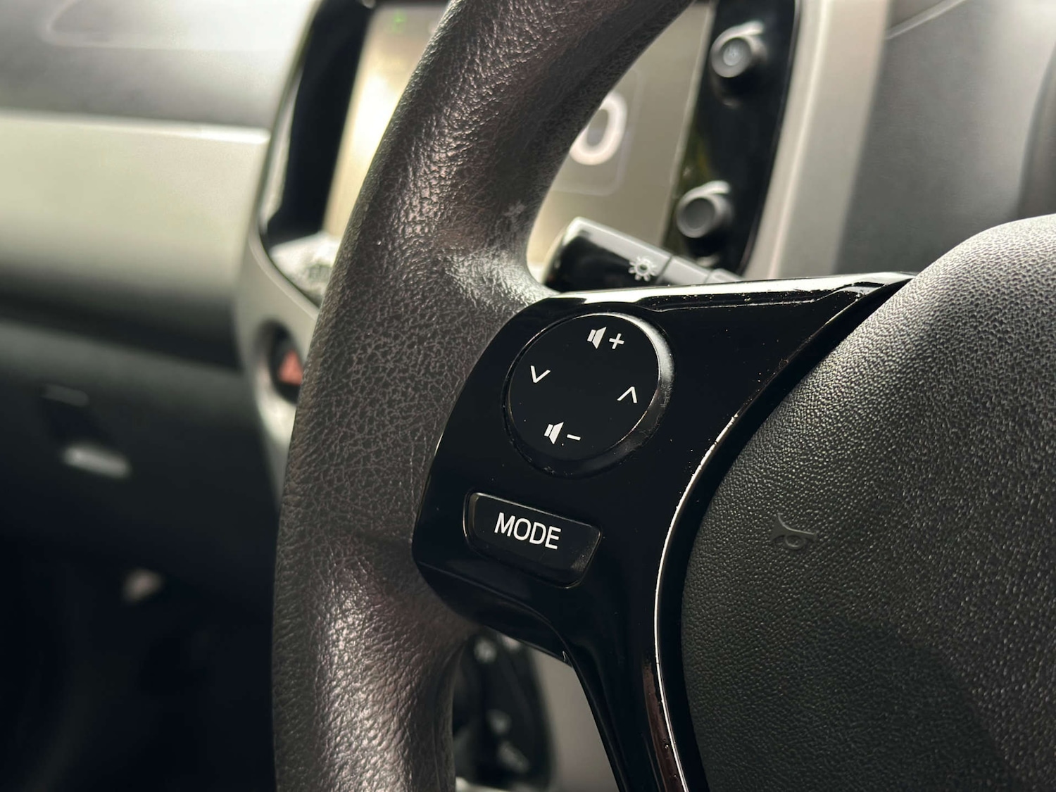 Used Peugeot 108 2016 for sale - 76602012: Photo 23