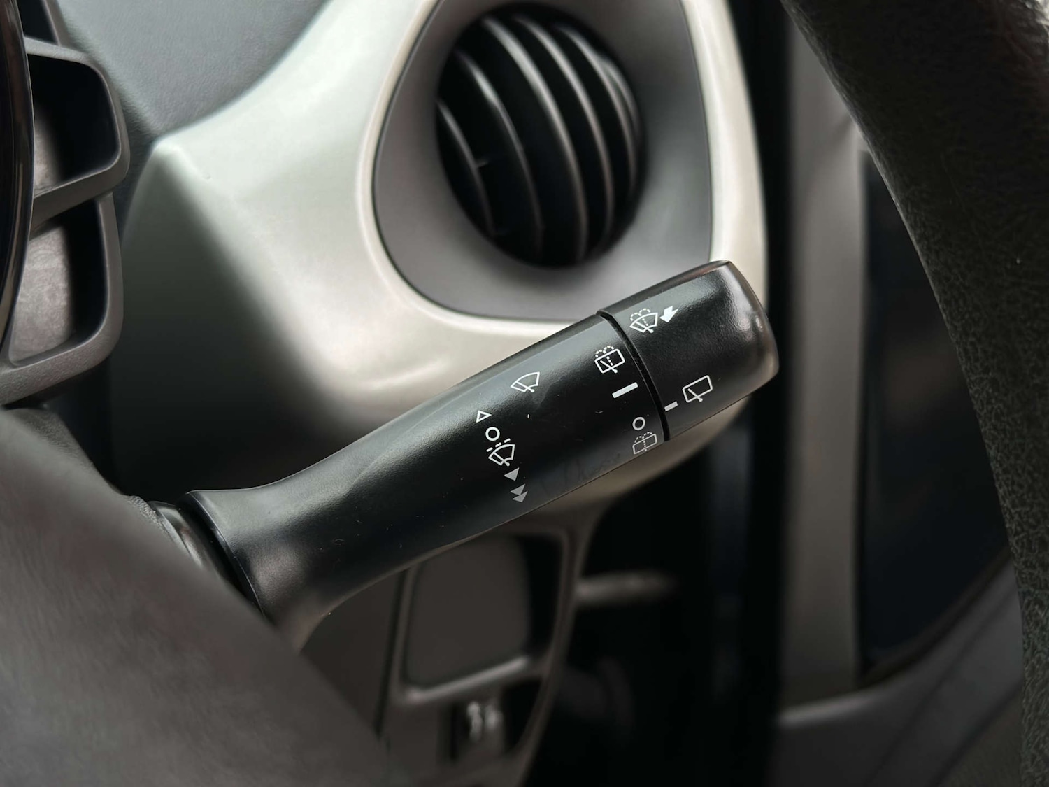 Used Peugeot 108 2016 for sale - 76602012: Photo 24