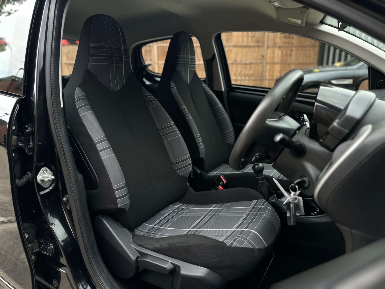 Used Peugeot 108 2016 for sale - 76602012: Photo 33