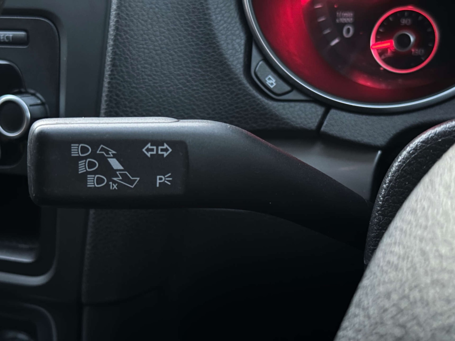 Used Volkswagen Golf 2010 for sale - 76518059: Photo 18