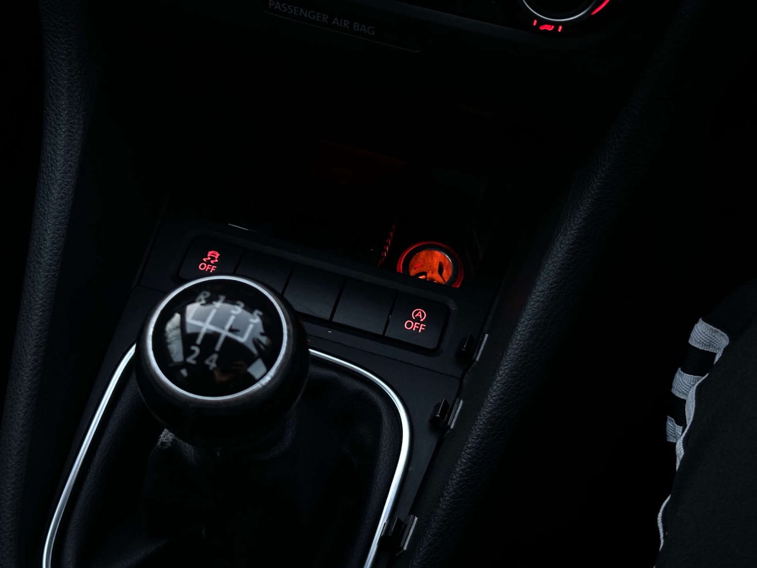 Used Volkswagen Golf 2010 for sale - 76518059: Photo 22