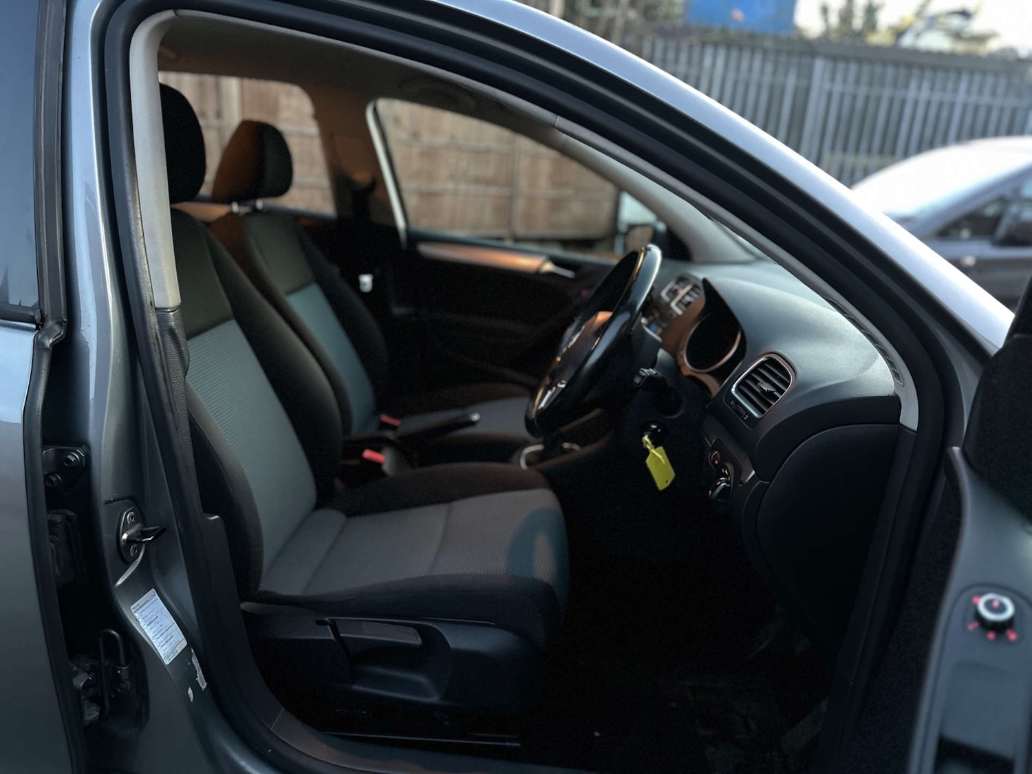 Used Volkswagen Golf 2010 for sale - 76518059: Photo 23