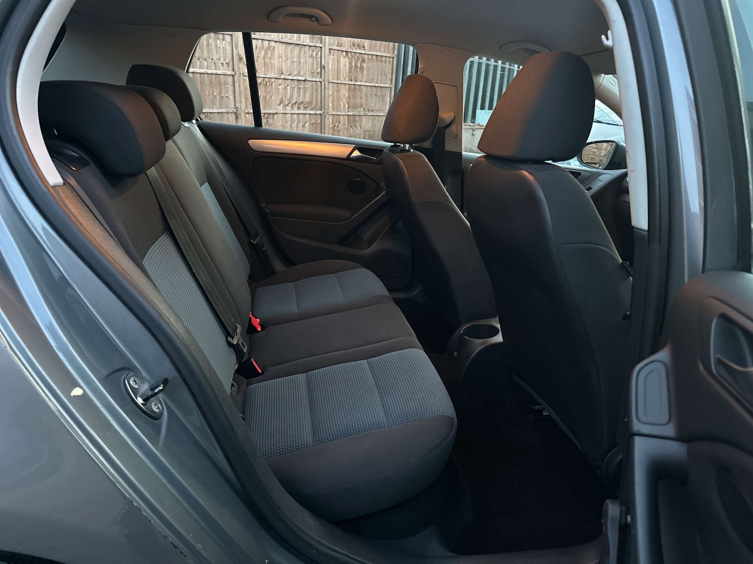 Used Volkswagen Golf 2010 for sale - 76518059: Photo 26