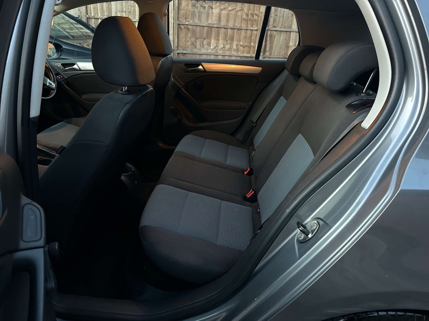 Used Volkswagen Golf 2010 for sale - 76518059: Photo 28