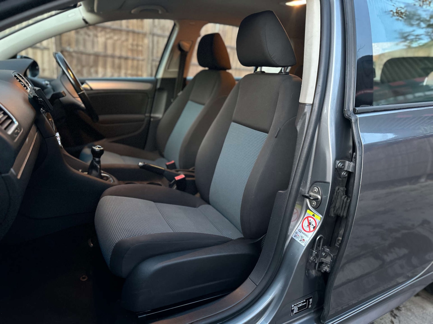 Used Volkswagen Golf 2010 for sale - 76518059: Photo 31