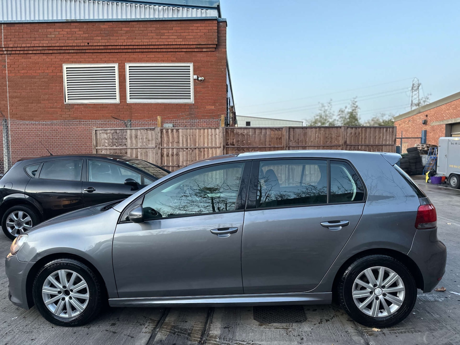 Used Volkswagen Golf 2010 for sale - 76518059: Photo 9