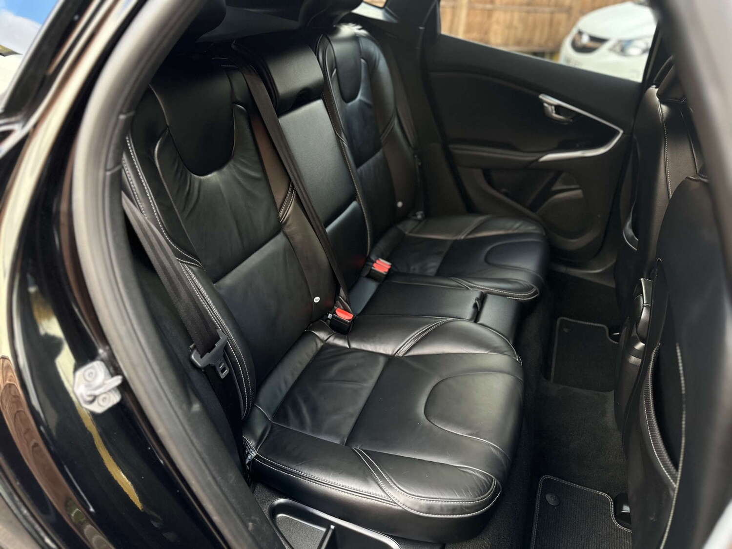 Used Volvo V40 2017 for sale - 76836462: Photo 31