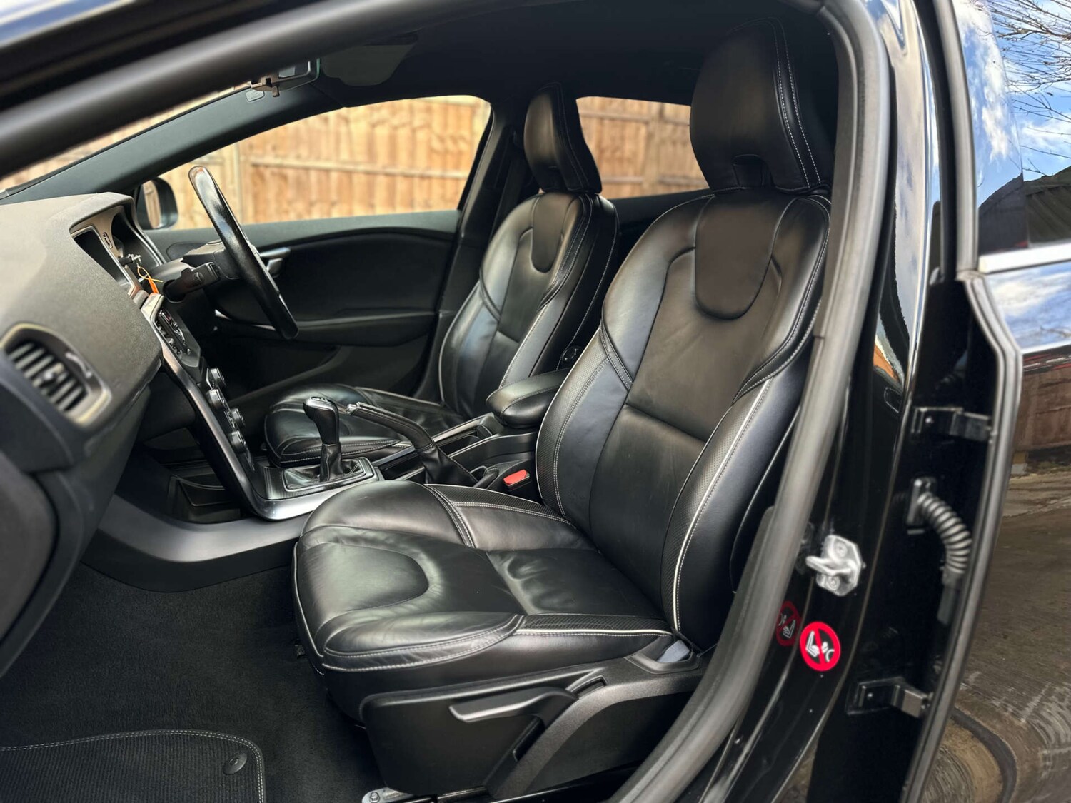 Used Volvo V40 2017 for sale - 76836462: Photo 36