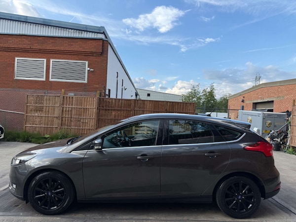Used Ford Focus 2014 for sale - 75662066: Photo 12