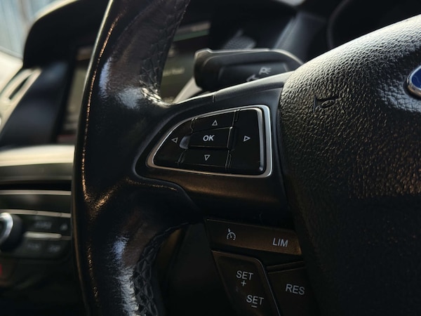 Used Ford Focus 2014 for sale - 75662066: Photo 26