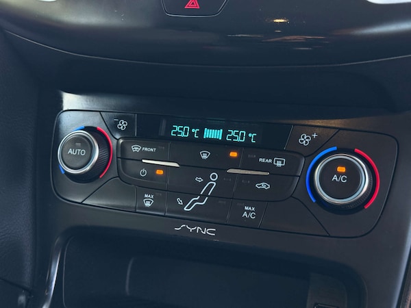 Used Ford Focus 2014 for sale - 75662066: Photo 38