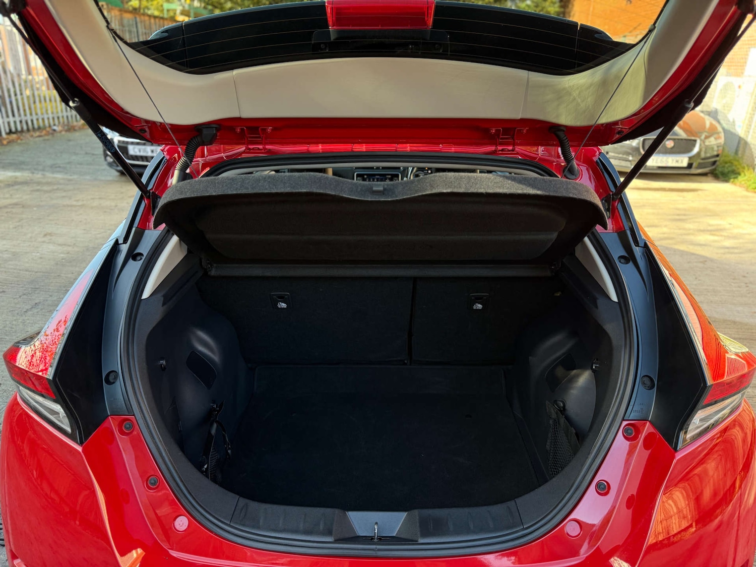 Used Nissan Leaf 2022 for sale - 76414882: Photo 48