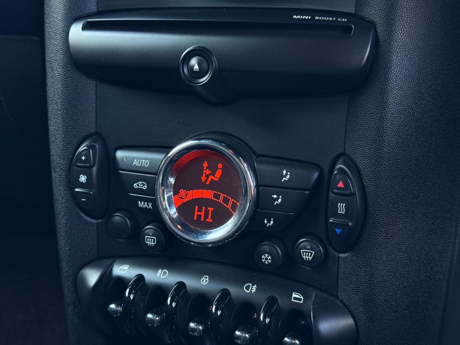 Used MINI Hatch 2011 for sale - 76836458: Photo 26