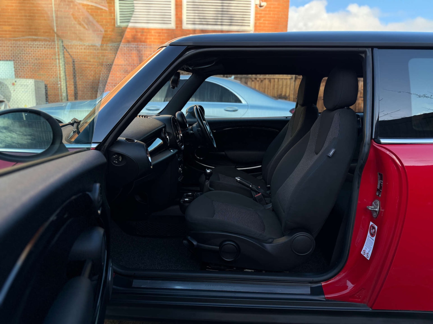 Used MINI Hatch 2011 for sale - 76836458: Photo 35